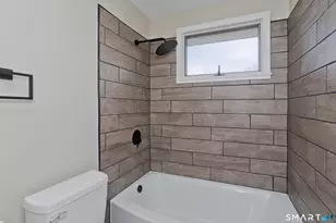 2 Pearl St Ext, Enfield, CT 06082 - Photo 20