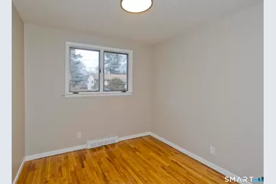 2 Pearl St Extension, Enfield, CT 06082 - Photo 32