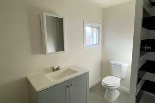 54 North Ave, Meriden, CT 06451 - Photo 14