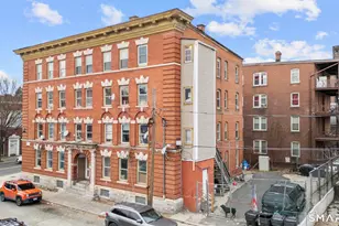 48 Mitchell Ave, Waterbury, CT 06710 - Photo 10