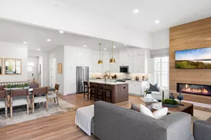 8 Holly Ridge Way, Danbury, CT 06810 - Photo 6