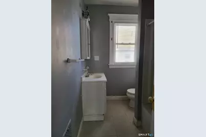 20 Elmer Street, East Hartford, CT 06108 - Photo 4