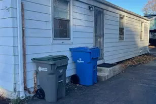 19 Ann St, Manchester, CT 06040 - Photo 2