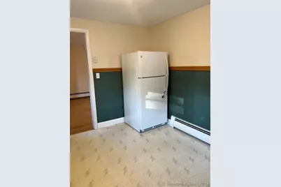 19 Ann Street, Manchester, CT 06040 - Photo 10