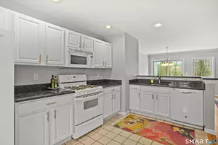 1003 Larson Dr, Danbury, CT 06810 - Photo 6