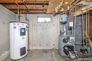 32 Forest Ct N, Hamden, CT 06518 - Photo 20