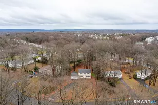 32 Forest Ct N, Hamden, CT 06518 - Photo 26