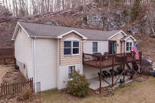 150 Searles Rd, Pomfret, CT 06259 - Photo 1