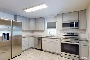 44 Sharren Ln, Enfield, CT 06082 - Photo 2