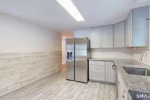 44 Sharren Ln, Enfield, CT 06082 - Photo 4