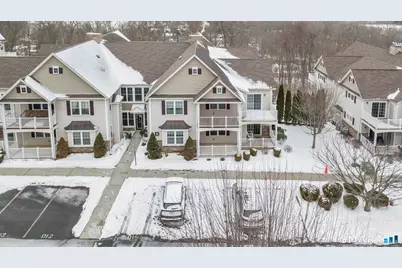 95 South Ridge Lane #D101, Berlin, CT 06037 - Photo 2