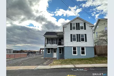 40 Oak Street #1, Windsor Locks, CT 06096 - Photo 1