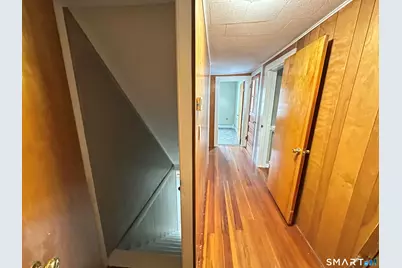 40 Oak Street #1, Windsor Locks, CT 06096 - Photo 10