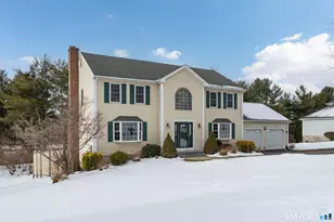 10 Melissa Dr, North Haven, CT 06473 - Photo 2