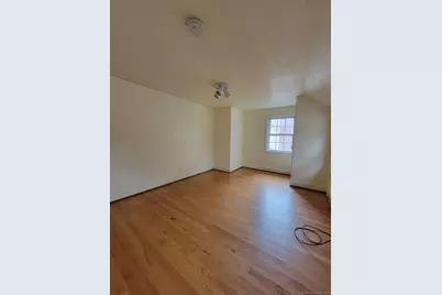 41 Clarendon Avenue, West Hartford, CT 06110 - Photo 8