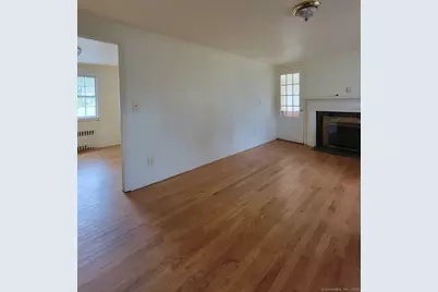 41 Clarendon Avenue, West Hartford, CT 06110 - Photo 2