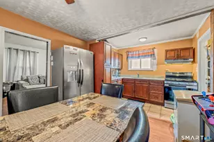 180 Read St, Bridgeport, CT 06607 - Photo 14