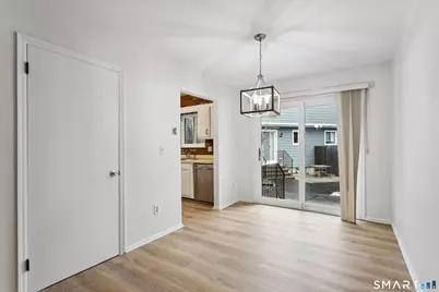 16 Donna Drive #APT 20, Norwalk, CT 06854 - Photo 6