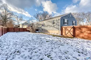 42 Northbrick Ln, Wethersfield, CT 06109 - Photo 4