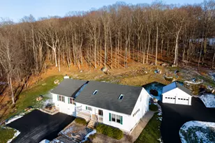 128 Ledge Rd, Plainville, CT 06062 - Photo 1