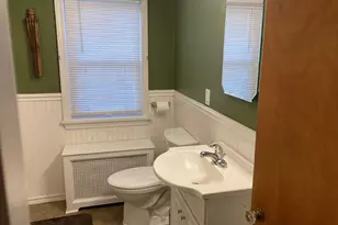 570 Chase Ave, Waterbury, CT 06704 - Photo 14