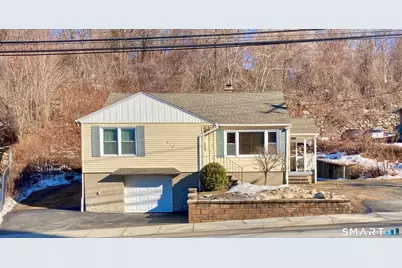 570 Chase Avenue, Waterbury, CT 06704 - Photo 1