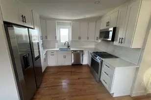 35 Knapps Hwy, Fairfield, CT 06825 - Photo 8