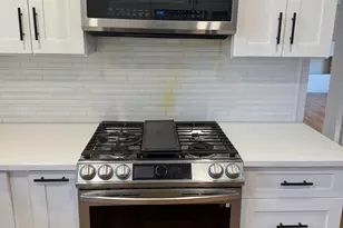 35 Knapps Hwy, Fairfield, CT 06825 - Photo 6