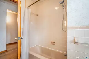 681 Main St, Newington, CT 06111 - Photo 20