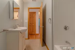 21 Chestnut Rd, Newington, CT 06111 - Photo 26