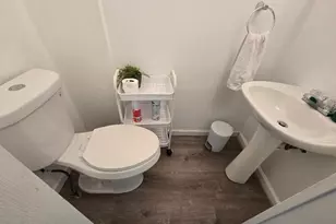 102 Thomas St, West Haven, CT 06516 - Photo 4