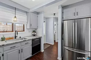 100 Northampton Ln, Plainville, CT 06062 - Photo 16