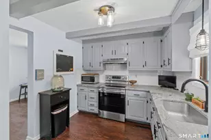 100 Northampton Ln, Plainville, CT 06062 - Photo 14