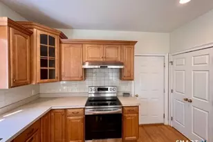 242 Upper Pattagansett Rd, East Lyme, CT 06333 - Photo 4