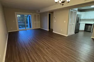 512 Twin Circle Dr, South Windsor, CT 06074 - Photo 2