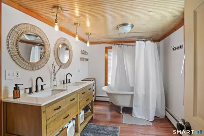 7 Peaceable Street, Redding, CT 06896 - Photo 14