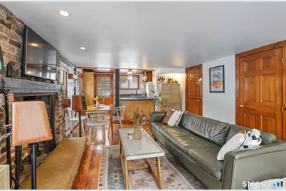 7 Peaceable Street, Redding, CT 06896 - Photo 2