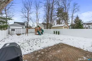 22 Ballard Dr, West Hartford, CT 06119 - Photo 36