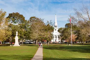 103 Boston St, Guilford, CT 06437 - Photo 32