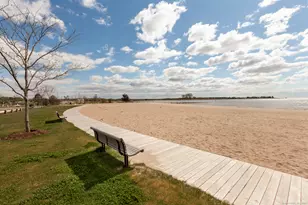 103 Boston St, Guilford, CT 06437 - Photo 30