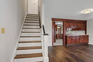 8 Raleigh Rd, Bridgeport, CT 06606 - Photo 4