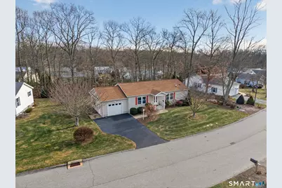 10 Wyndwood Road, Montville, CT 06382 - Photo 6