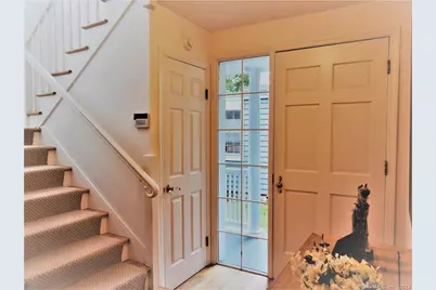 230 Saugatuck Avenue #APT 18, Westport, CT 06880 - Photo 2