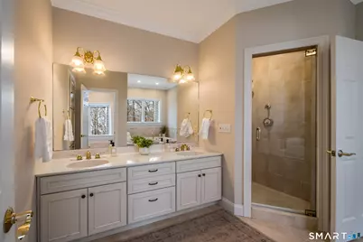 123 Bridgewater Drive, Avon, CT 06001 - Photo 24