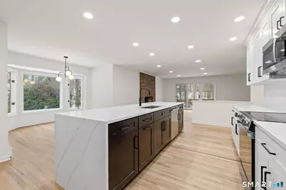 7 Canterbury Lane, Monroe, CT 06468 - Photo 10