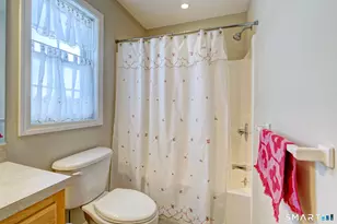 672 Laurel Grove Rd, Middletown, CT 06457 - Photo 20