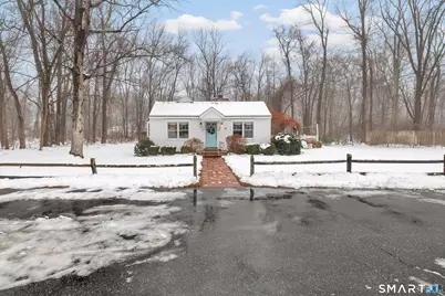 60 Clinton Avenue, Westport, CT 06880 - Photo 2