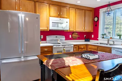 2 East Avenue, Norwich, CT 06360 - Photo 4