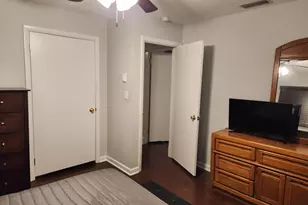 45 Fieldstream Dr, Waterbury, CT 06704 - Photo 8