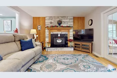 22 Hollywood Avenue, Milford, CT 06460 - Photo 8